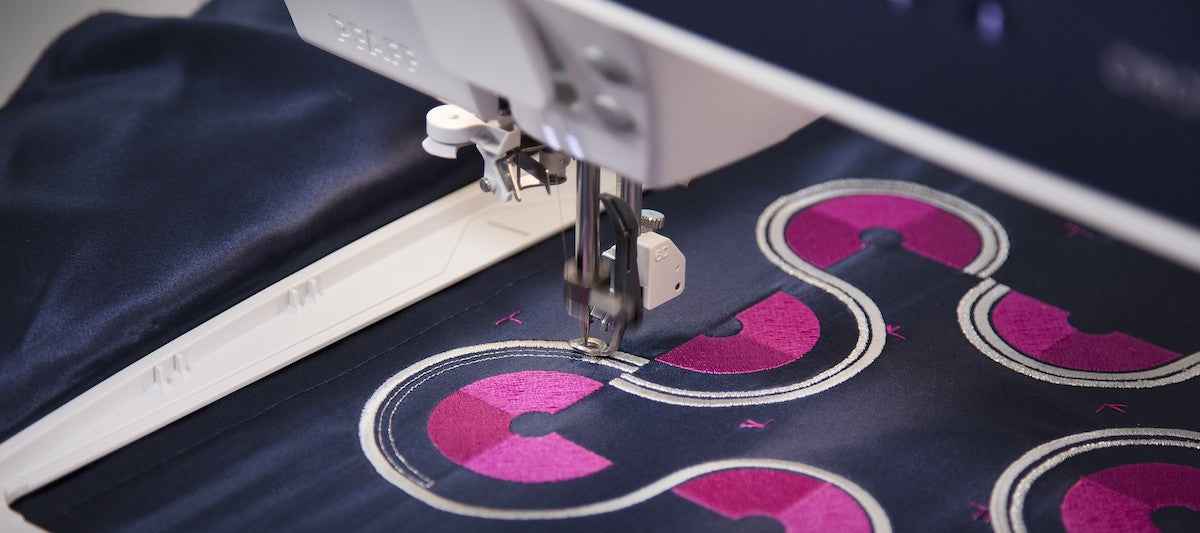 PFAFF CREATIVE ICON Sewing & EMBROIDERY MACHINE