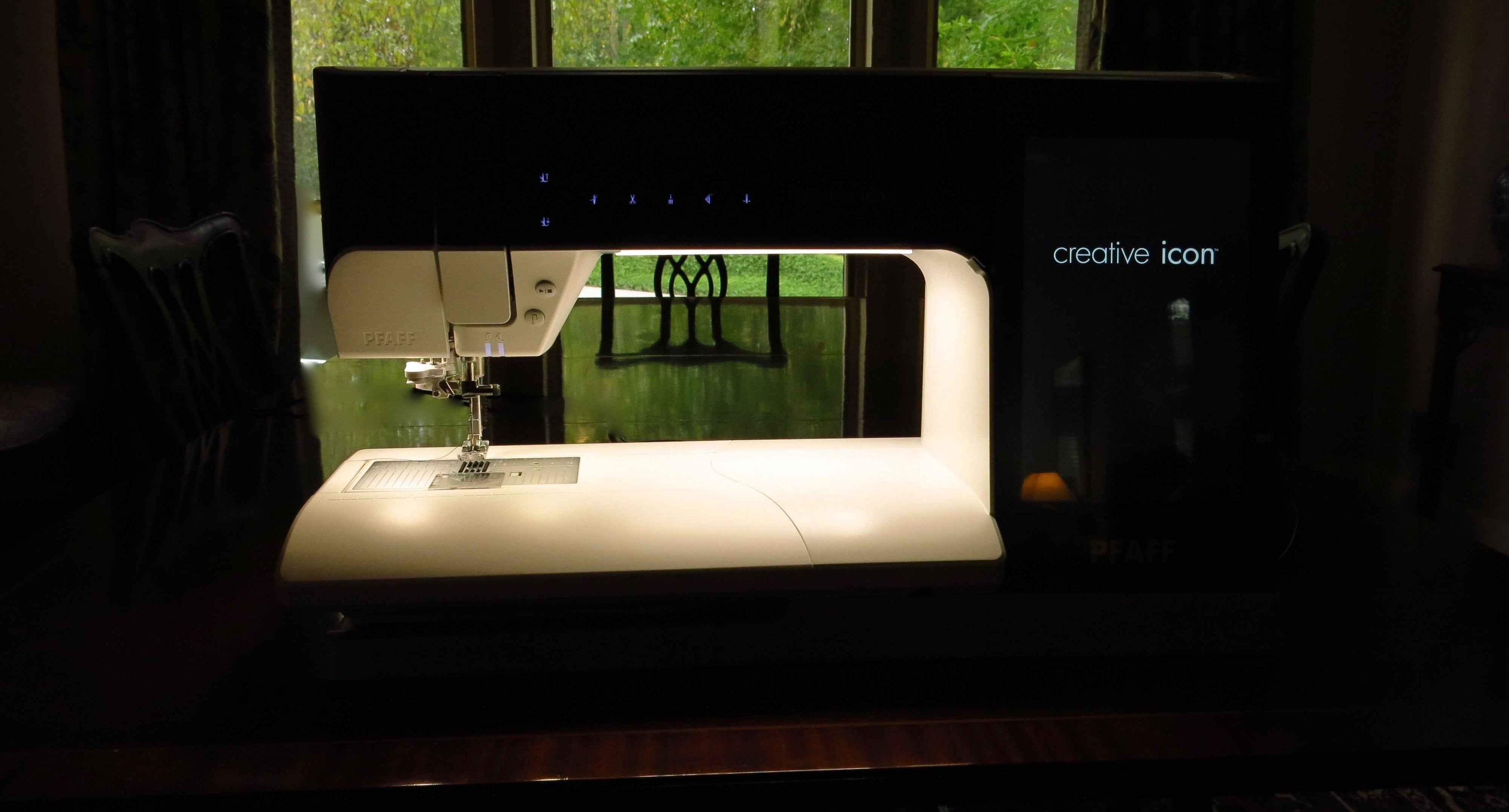 PFAFF CREATIVE ICON Sewing & EMBROIDERY MACHINE