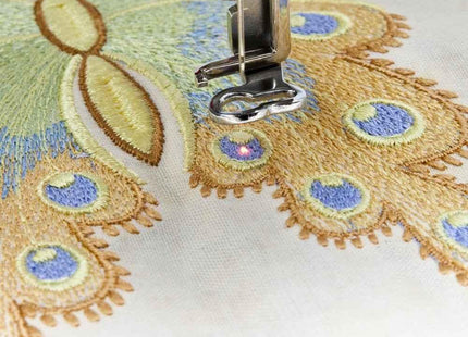 Brother Innov-Is 950 Computerised Embroidery Machine