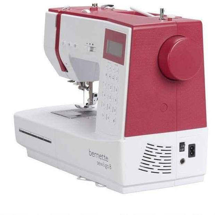 Bernette sew and go 8 computerised sewing machine inbuild 197 stitches