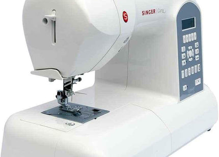 Singer Curvy 8770 sewing machine