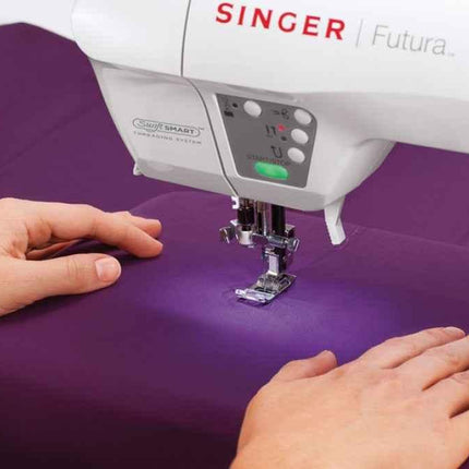 Singer XL-550 | FUTURA  stitching and embroidery machine