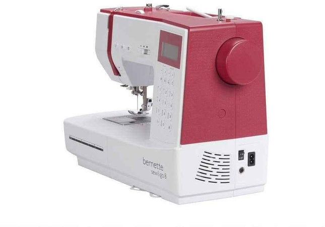 Bernette sew and go 8 computerised sewing machine inbuild 197 stitches