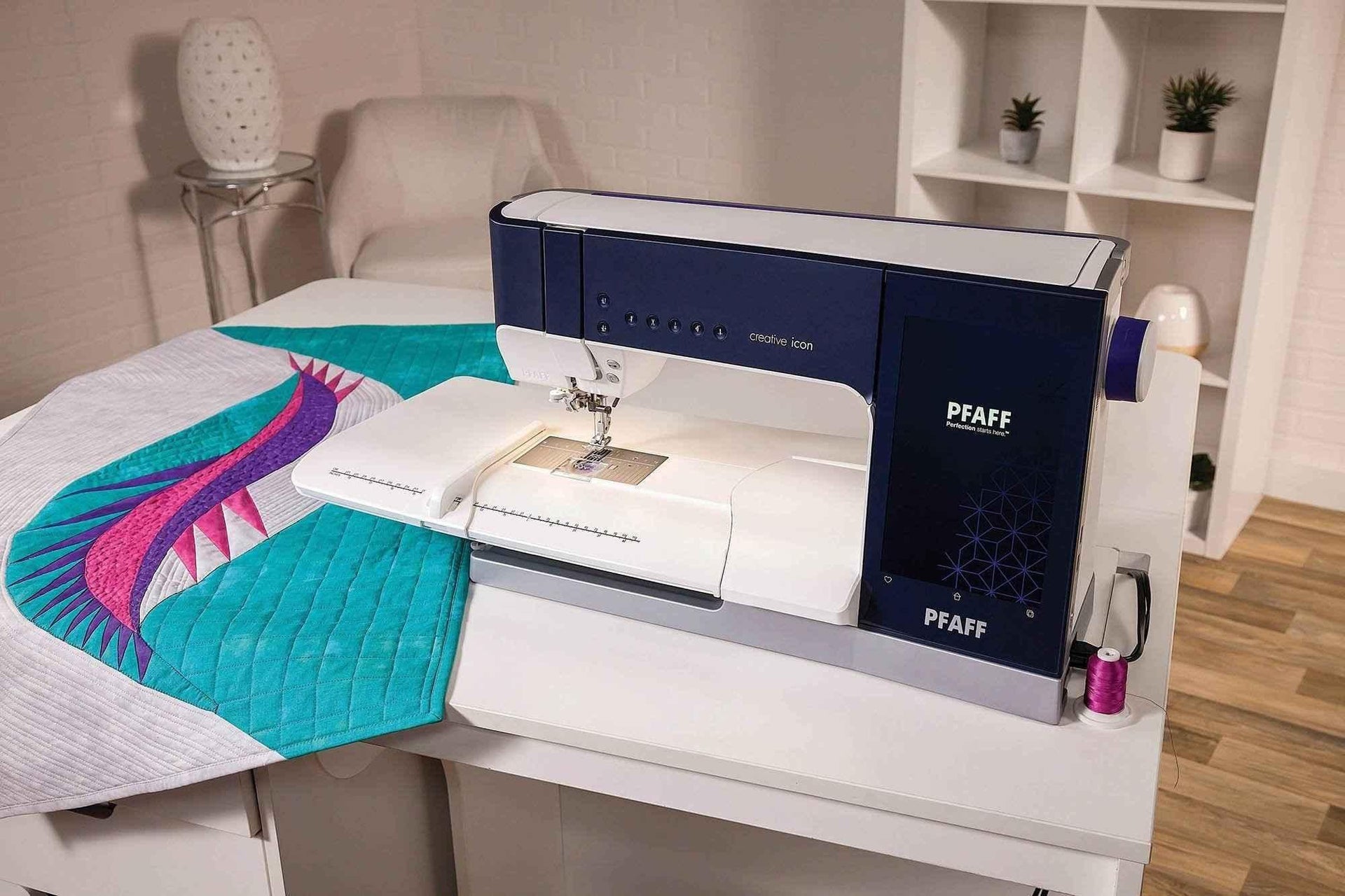 PFAFF CREATIVE ICON Sewing & EMBROIDERY MACHINE