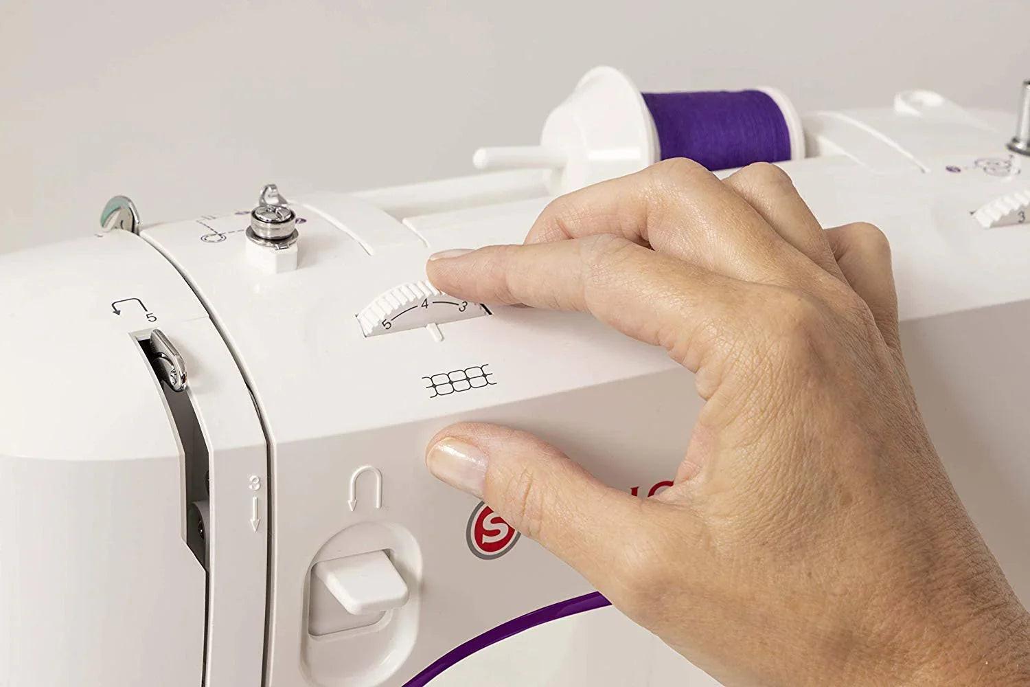 Singer M3505 Professional Sewing Machine - 34 Functions, Automatic Stapler, Creative Sewing for All Fabrics, Electric, Portable, Easy Stitching for Beginners - Black